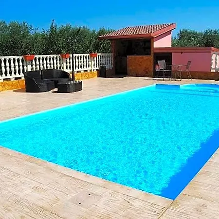 فندق مبيت وإفطار Tenuta Madre Terra *